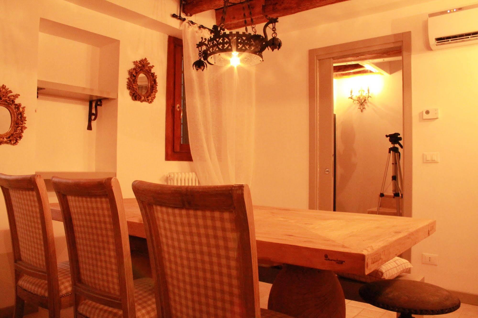 Bed & Breakfast Rigoletto Charm Venezia